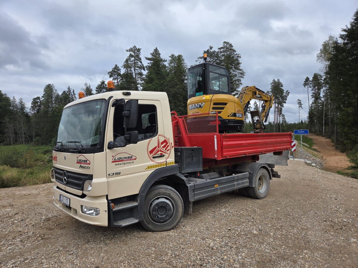 Transporta pakalpojumi ar 13T kravas auto 01
