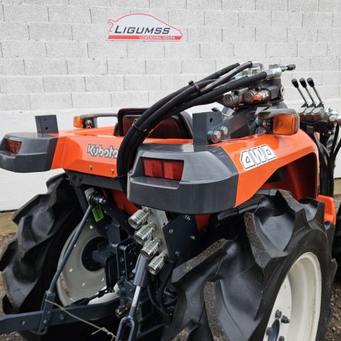 Kubota GT23 1