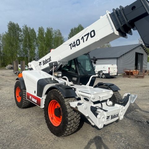 Teleskopiskais ekrāvējs 17m  Bobcat T40170